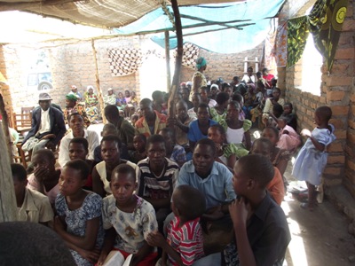 Nyagisya congregation during the worship service