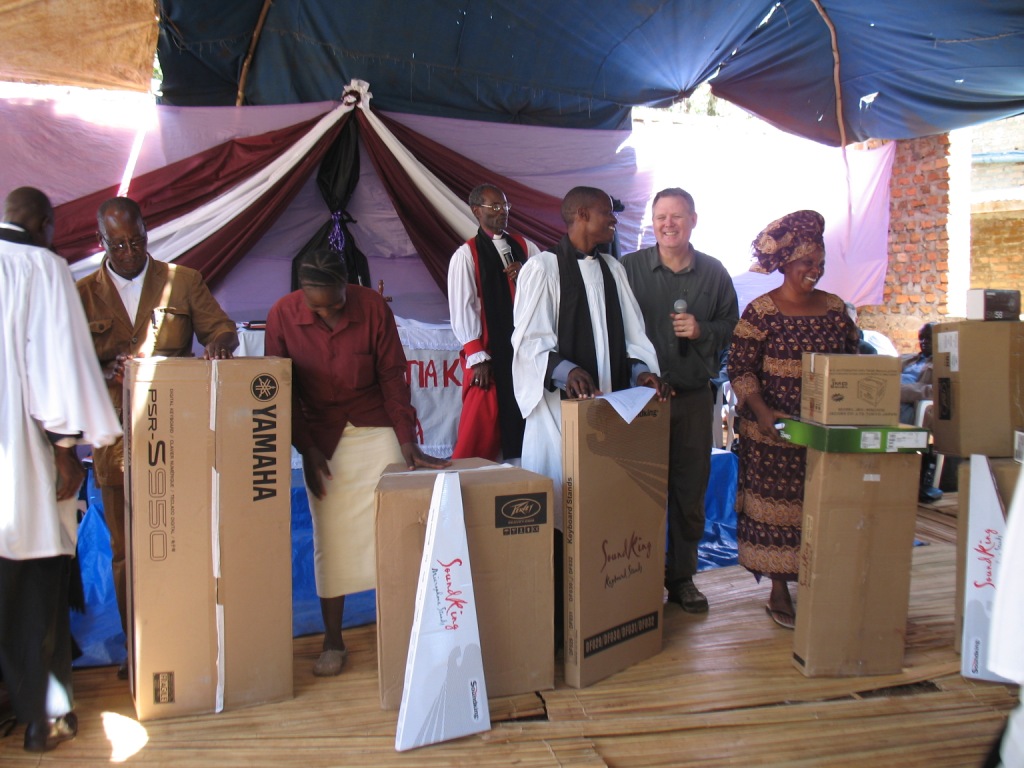 Rev Charles Mwita of Kerende Parish and Vestry members receiving the instruments