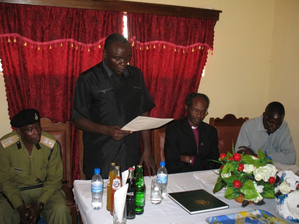 The Police Commander for Tarime-Rorya, ACP Kamugisha giving a vote of thanks